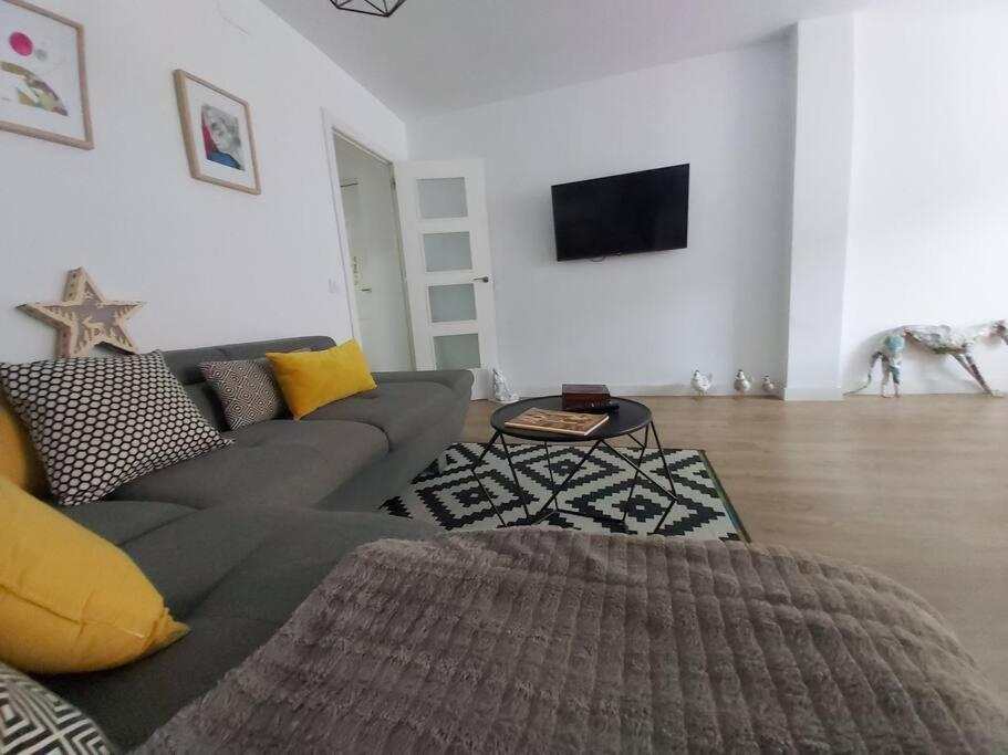 Luminoso Apartamento En El Centro, Con Mucho Arte Sevilla Buitenkant foto